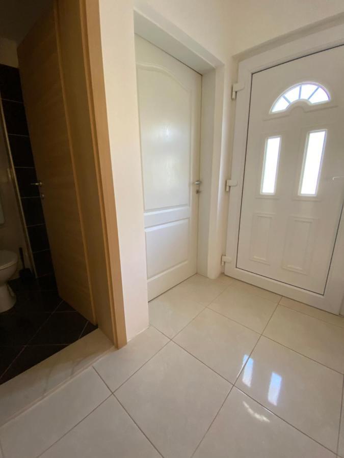 Apartament Apartman Mila Kaštela Zewnętrze zdjęcie
