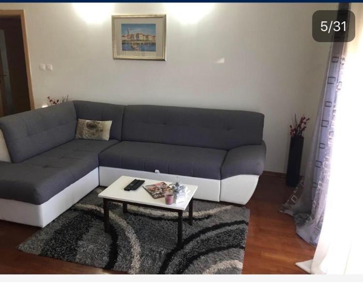 Apartament Apartman Mila Kaštela Zewnętrze zdjęcie